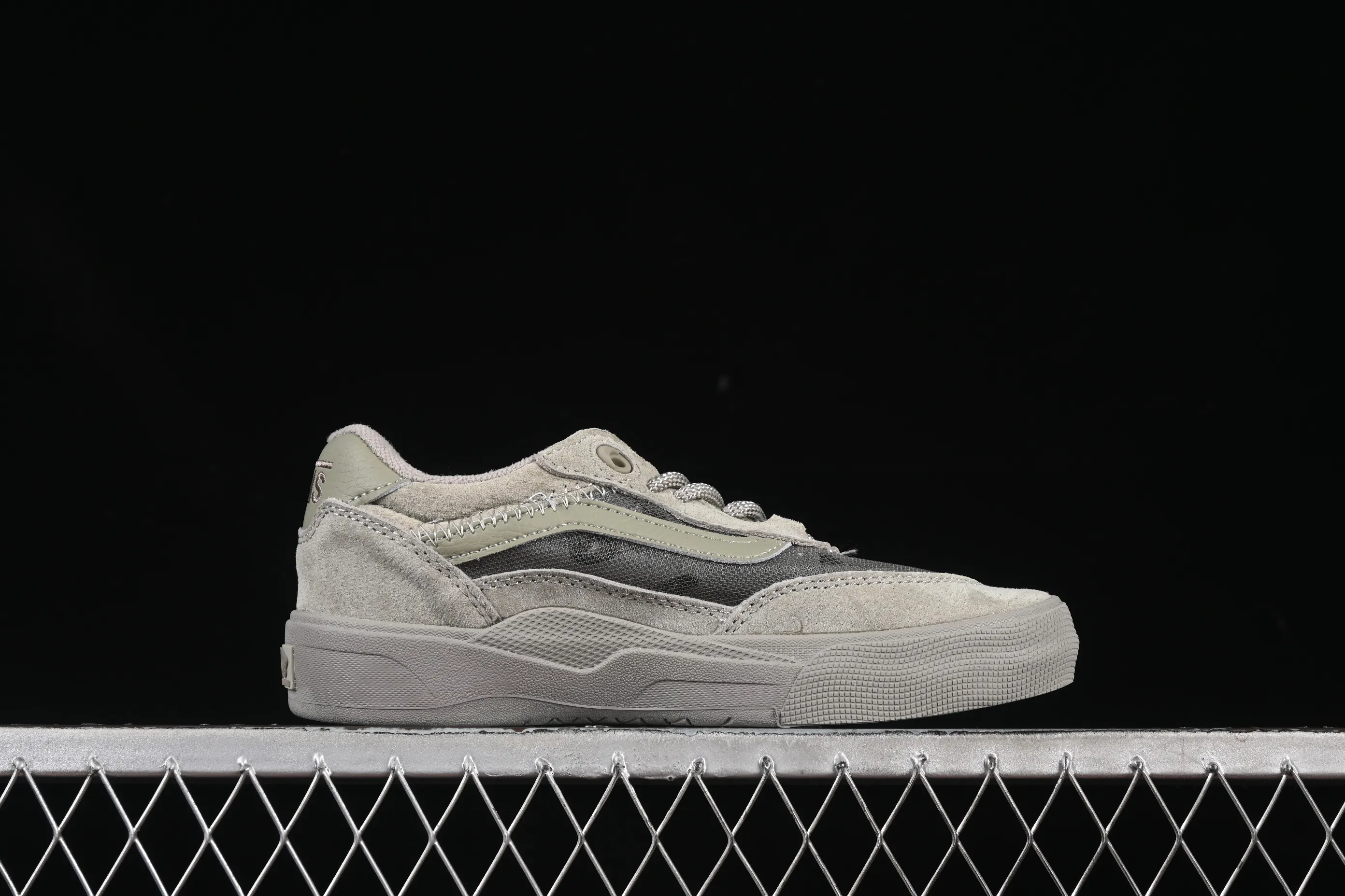All categories Vans Vans series Vans Low Vans low-top Vans Wayvee Vans retro low-top casual sneakers VN0A2Z3RFOG